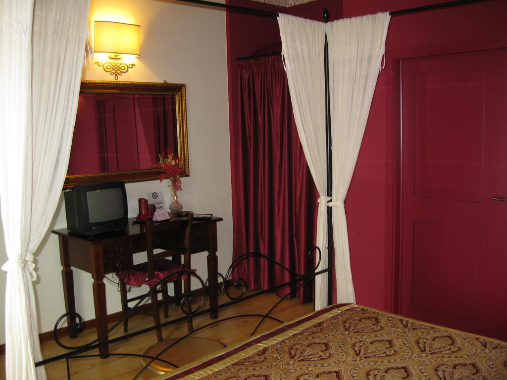 Giannetti Bed & Breakfast Poggio alle Mura Δωμάτιο φωτογραφία